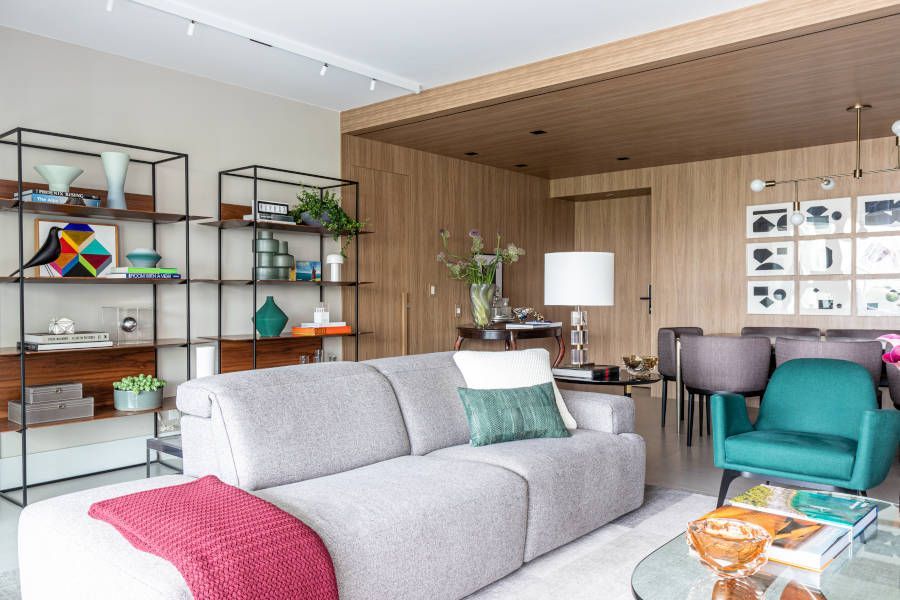 Sofá automatizado na sala de estar